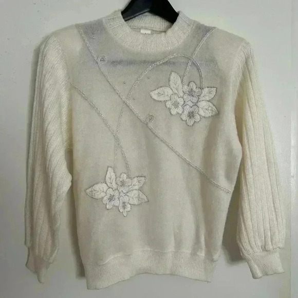 Vintage Knit Sweater Embroidered White Silver Floral Made in Italy Women's 12 - Picture 1 of 5